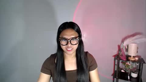 Snapshot of im_ur_girl_demure chatting on May 29, 2026, 6:11 am kyline online show from May 29, 2026, 6:11 am