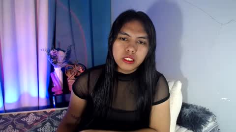 Snapshot of im_ur_girl_demure chatting on July 13, 2026, 7:49 pm kyline online show from July 13, 2026, 7:49 pm