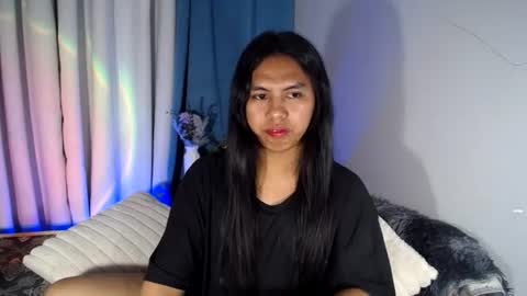 Snapshot of im_ur_girl_demure chatting on July 19, 2026, 2:21 pm kyline online show from July 19, 2026, 2:21 pm