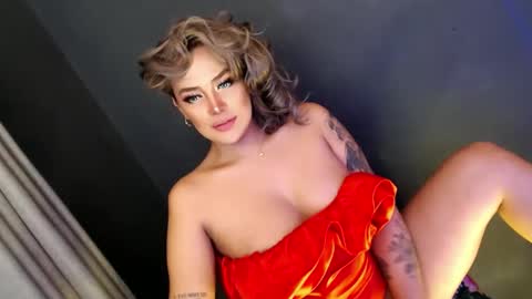 Candy Moore online show from January 7, 2025, 5:33 am