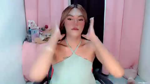 im_yourfairyannaxx online show from January 19, 2026, 10:41 am