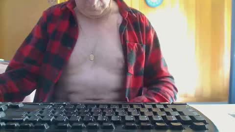 Aussie Guy online show from April 20, 2026, 2:58 am