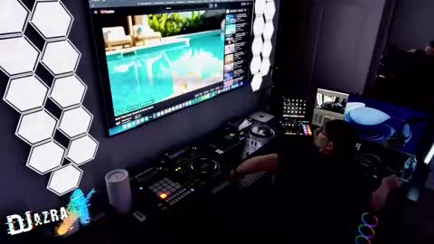 DJ Azra online show from February 3, 2026, 2:53 am