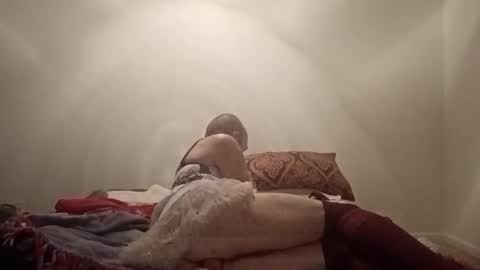 imdown2party online show from April 25, 2026, 6:27 am