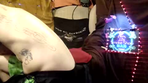 JJ online show from February 2, 2025, 11:51 am