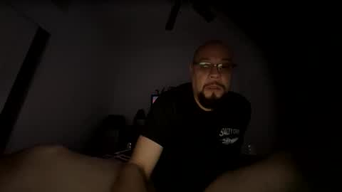 Snapshot of imhardjames13 chatting on May 12, 2026, 6:32 am Imhardjames13 online show from May 12, 2026, 6:32 am