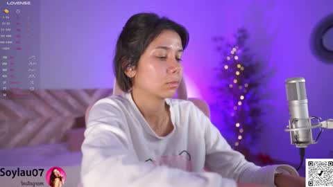 Snapshot of imjess_ chatting on October 22, 2025, 3:29 am imjess_ online show from October 22, 2025, 3:29 am