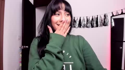 Snapshot of imlenka chatting on February 11, 2026, 11:32 pm Lenka online show from February 11, 2026, 11:32 pm