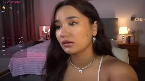 Imma  online show from February 17, 2025, 3:25 am