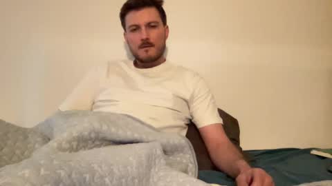 imnotall online show from February 17, 2025, 9:52 pm