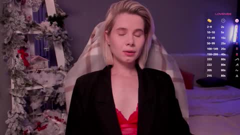 Snapshot of imnotmia chatting on January 6, 2026, 10:41 am Mia online show from January 6, 2026, 10:41 am