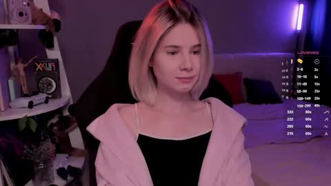 Snapshot of imnotmia chatting on February 22, 2026, 11:20 am Mia online show from February 22, 2026, 11:20 am