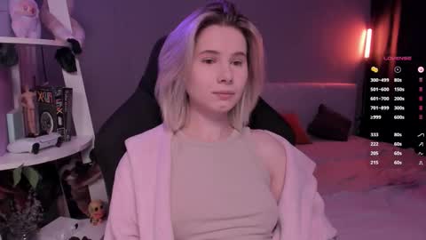 Snapshot of imnotmia chatting on February 28, 2026, 11:22 am Mia online show from February 28, 2026, 11:22 am