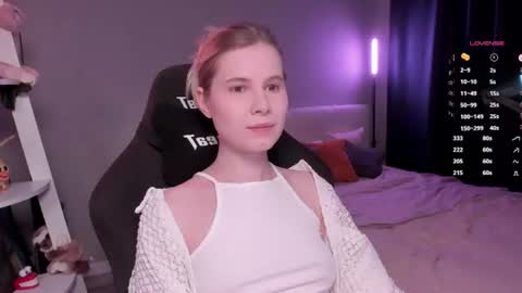 Snapshot of imnotmia chatting on June 14, 2026, 9:55 am Mia online show from June 14, 2026, 9:55 am