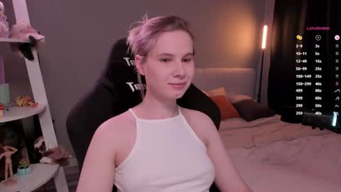 Snapshot of imnotmia chatting on July 3, 2026, 10:10 am Mia online show from July 3, 2026, 10:10 am