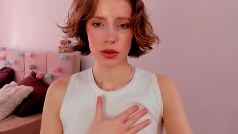 Snapshot of imogensy chatting on February 28, 2026, 8:04 am my name Imo Fansly online show from February 28, 2026, 8:04 am