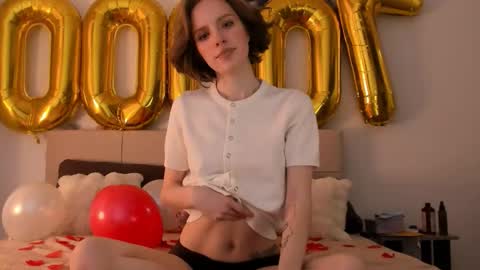 Snapshot of imogensy chatting on March 4, 2026, 8:42 am my name Imo Fansly online show from March 4, 2026, 8:42 am