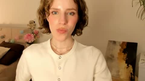 Snapshot of imogensy chatting on March 13, 2026, 3:29 pm my name Imo Fansly online show from March 13, 2026, 3:29 pm