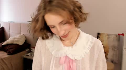 Snapshot of imogensy chatting on March 25, 2026, 9:04 am my name Imo Fansly online show from March 25, 2026, 9:04 am