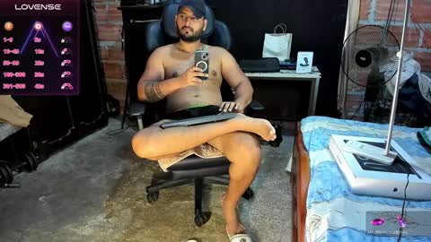 Snapshot of imperion_king chatting on January 7, 2025, 7:49 pm Imperion King online show from January 7, 2025, 7:49 pm