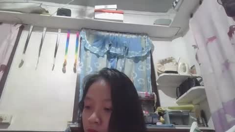 imurasian_fox online show from April 25, 2026, 2:25 pm