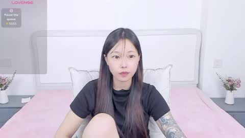 Snapshot of inadaphne chatting on May 1, 2026, 12:48 am Ina online show from May 1, 2026, 12:48 am