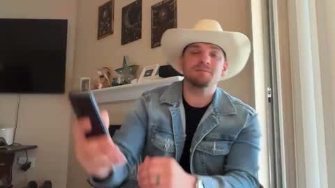 Inmate1993 online show from February 11, 2026, 6:02 pm