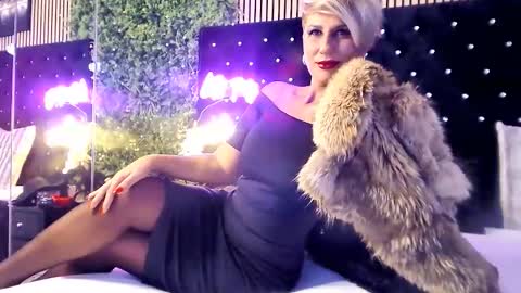 Snapshot of inanna_ishtar1 chatting on October 7, 2025, 9:50 am inanna_ishtar1 online show from October 7, 2025, 9:50 am