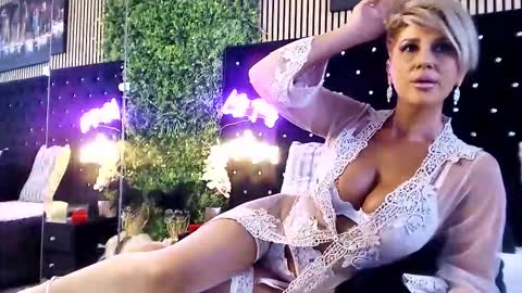 Snapshot of inanna_ishtar1 chatting on October 17, 2025, 9:23 am inanna_ishtar1 online show from October 17, 2025, 9:23 am