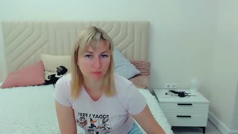 incredible_ariela online show from July 1, 2026, 8:38 am