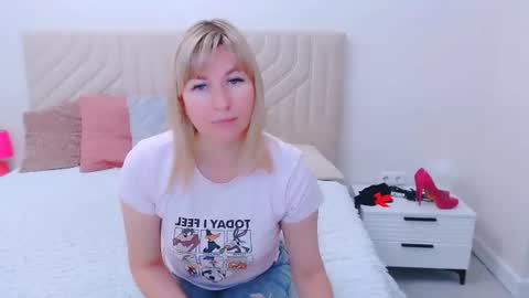 incredible_ariela online show from July 5, 2026, 9:38 am