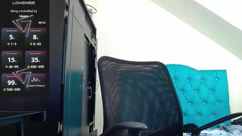 Snapshot of incubus_couple1 chatting on February 25, 2025, 2:47 am incubus_couple1 online show from February 25, 2025, 2:47 am