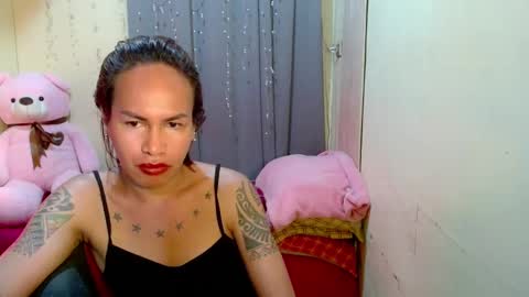 Snapshot of indaypakay_ts chatting on February 25, 2025, 5:08 am Pakay online show from February 25, 2025, 5:08 am