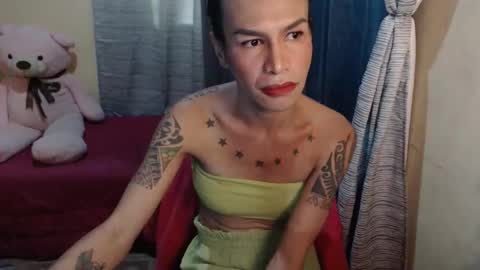 Snapshot of indaypakay_ts chatting on April 28, 2026, 3:11 am Pakay online show from April 28, 2026, 3:11 am