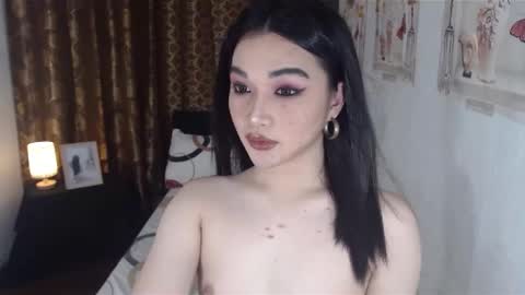 Snapshot of indestructabletrixie chatting on March 11, 2025, 2:07 pm indestructabletrixie online show from March 11, 2025, 2:07 pm