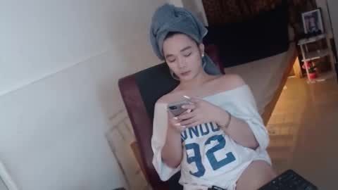 indestructabletrixie online show from March 10, 2026, 1:54 am