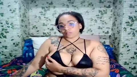 Snapshot of indian_candyxx chatting on April 1, 2026, 10:07 pm Candy cat online show from April 1, 2026, 10:07 pm