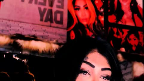 Snapshot of indian_dreamgirl chatting on April 14, 2026, 7:09 pm Bella Ambrosia online show from April 14, 2026, 7:09 pm
