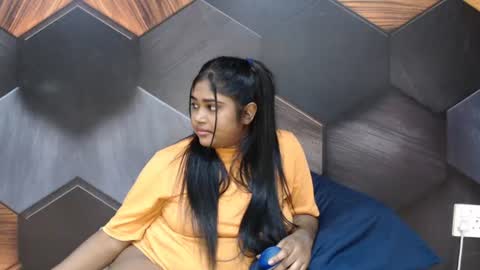 Snapshot of indian_rimmelx chatting on June 18, 2026, 9:14 am Melz online show from June 18, 2026, 9:14 am