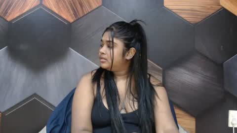 Melz online show from July 7, 2026, 7:23 am