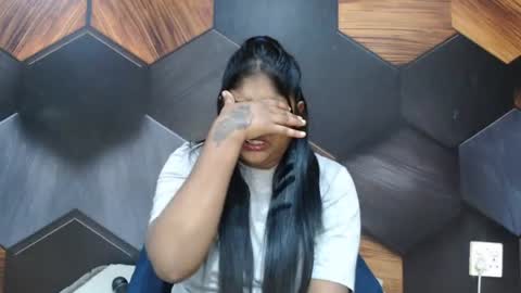 Melz online show from July 30, 2026, 7:07 am