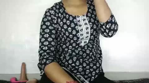 Snapshot of indian_saanvi chatting on July 4, 2026, 3:02 am Saanu online show from July 4, 2026, 3:02 am
