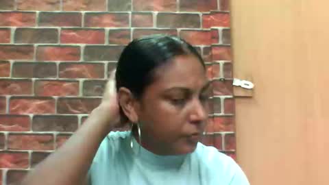 indian_spice_girl online show from April 4, 2026, 6:22 am