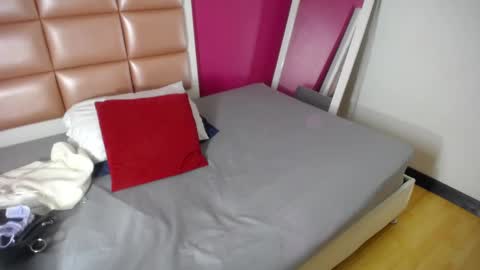 indian_whore18 online show from November 22, 2025, 9:58 pm