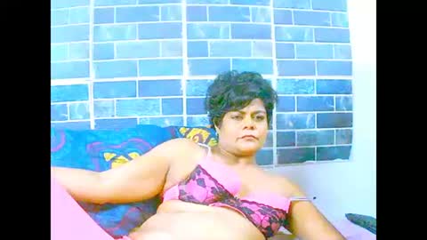 Snapshot of indiancherrypie chatting on December 3, 2024, 6:15 am indiancherrypie online show from December 3, 2024, 6:15 am