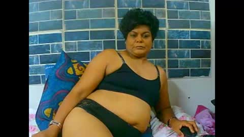 Snapshot of indiancherrypie chatting on December 4, 2024, 7:06 am indiancherrypie online show from December 4, 2024, 7:06 am