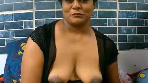 Snapshot of indiancherrypie chatting on December 5, 2024, 2:11 pm indiancherrypie online show from December 5, 2024, 2:11 pm