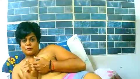 Snapshot of indiancherrypie chatting on December 7, 2024, 10:12 am indiancherrypie online show from December 7, 2024, 10:12 am