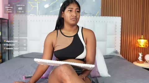 LITTLE AINHOA  online show from June 30, 2026, 8:32 pm