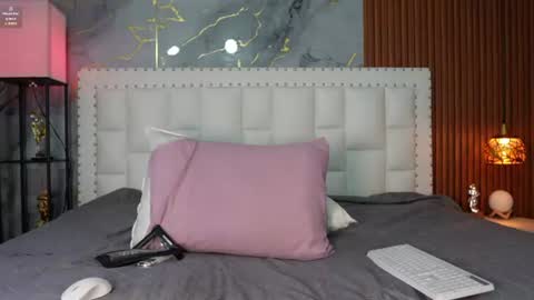 LITTLE AINHOA  online show from July 29, 2026, 7:45 pm